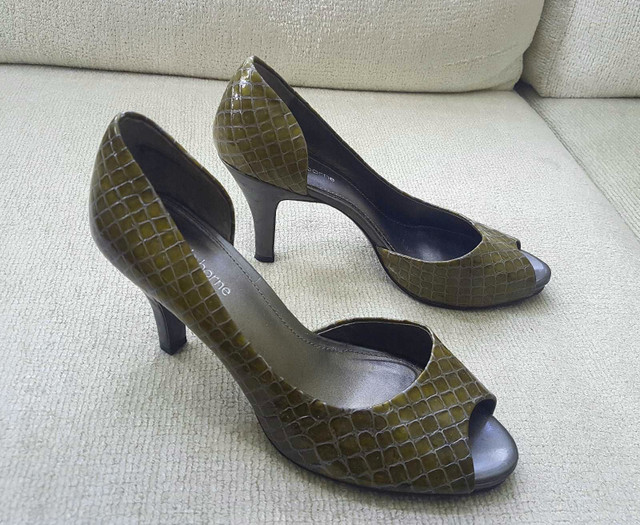 Like New! Liz Claiborne Heels