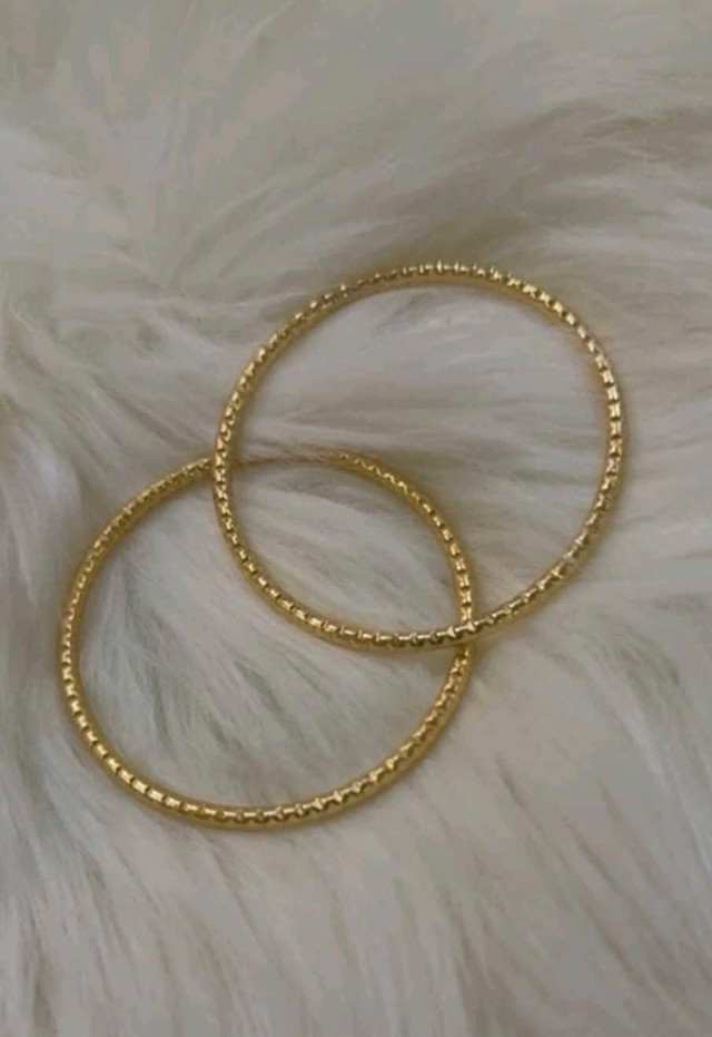 Brand New Gold Stainless Steel Bangle - photo 2