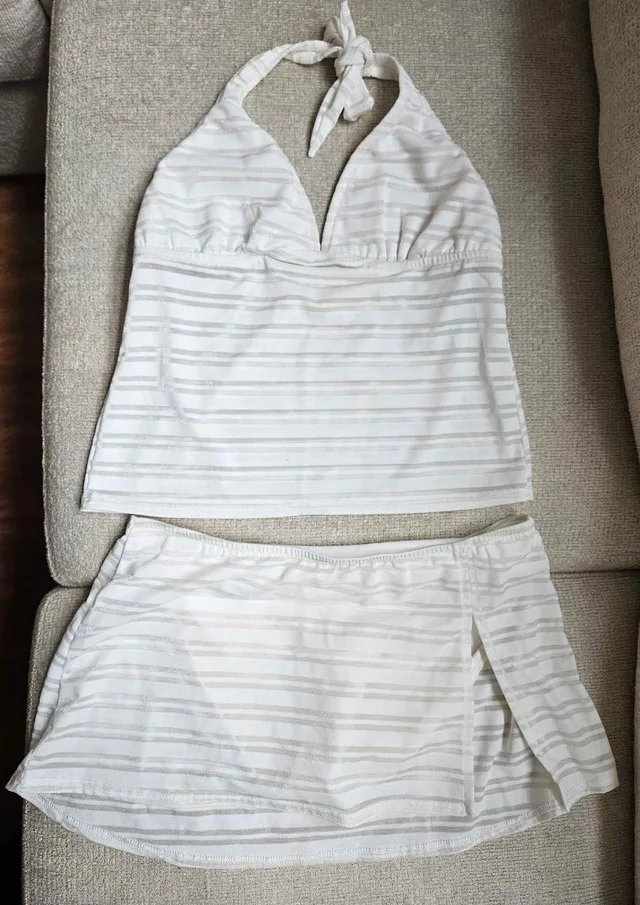New White 2 Piece Skirt Tankini Swimsuit thumbnail