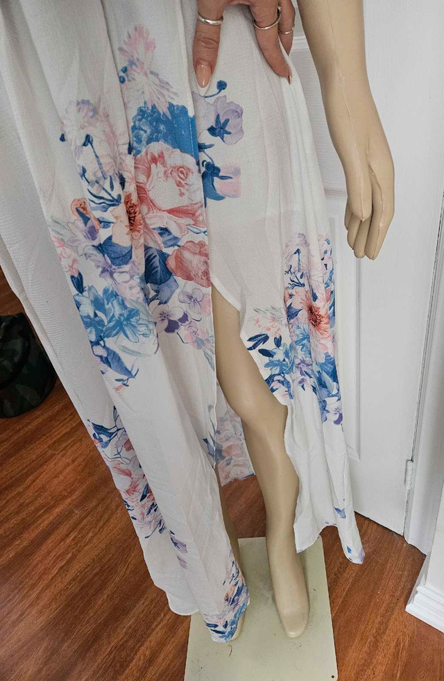 White Long Floral Backless Halter Dress - photo 2