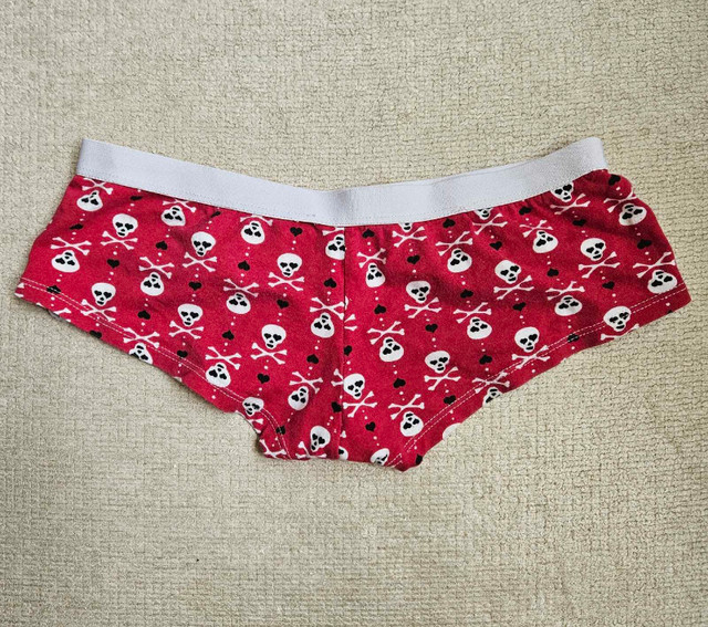 New Red Brazilian Cut Skull Heart Panties - photo 2