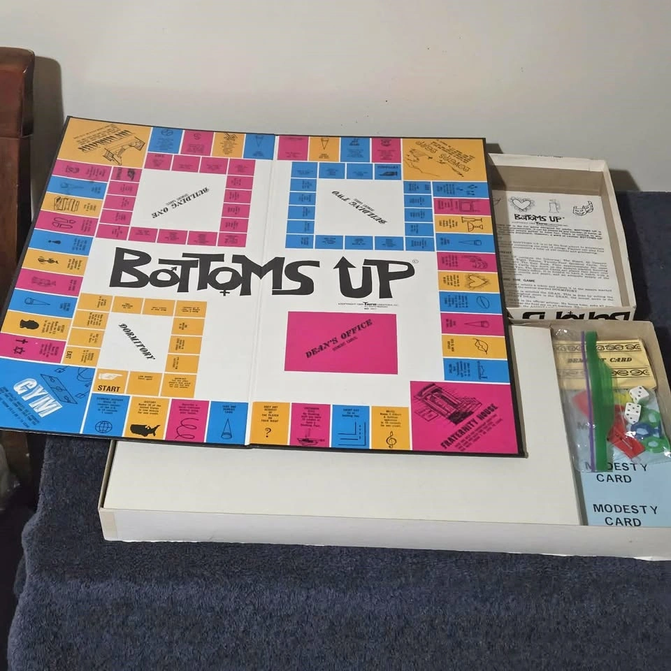 Vintage 1970s “Bottoms Up!” Adult Party Board Game - photo 4
