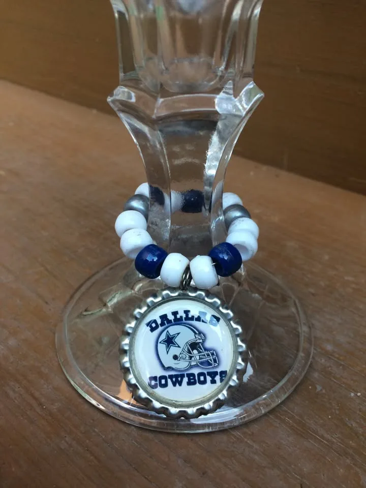 Dallas Cowboys Mason Jar Wine Glass - 9” Tall image indicator(9)