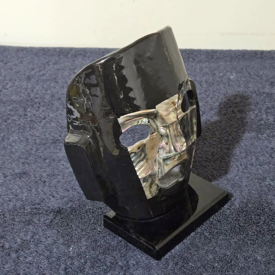 Mexican Mosaic Stone Mask – Abalone Inlay – Black Onyx Base - photo 2