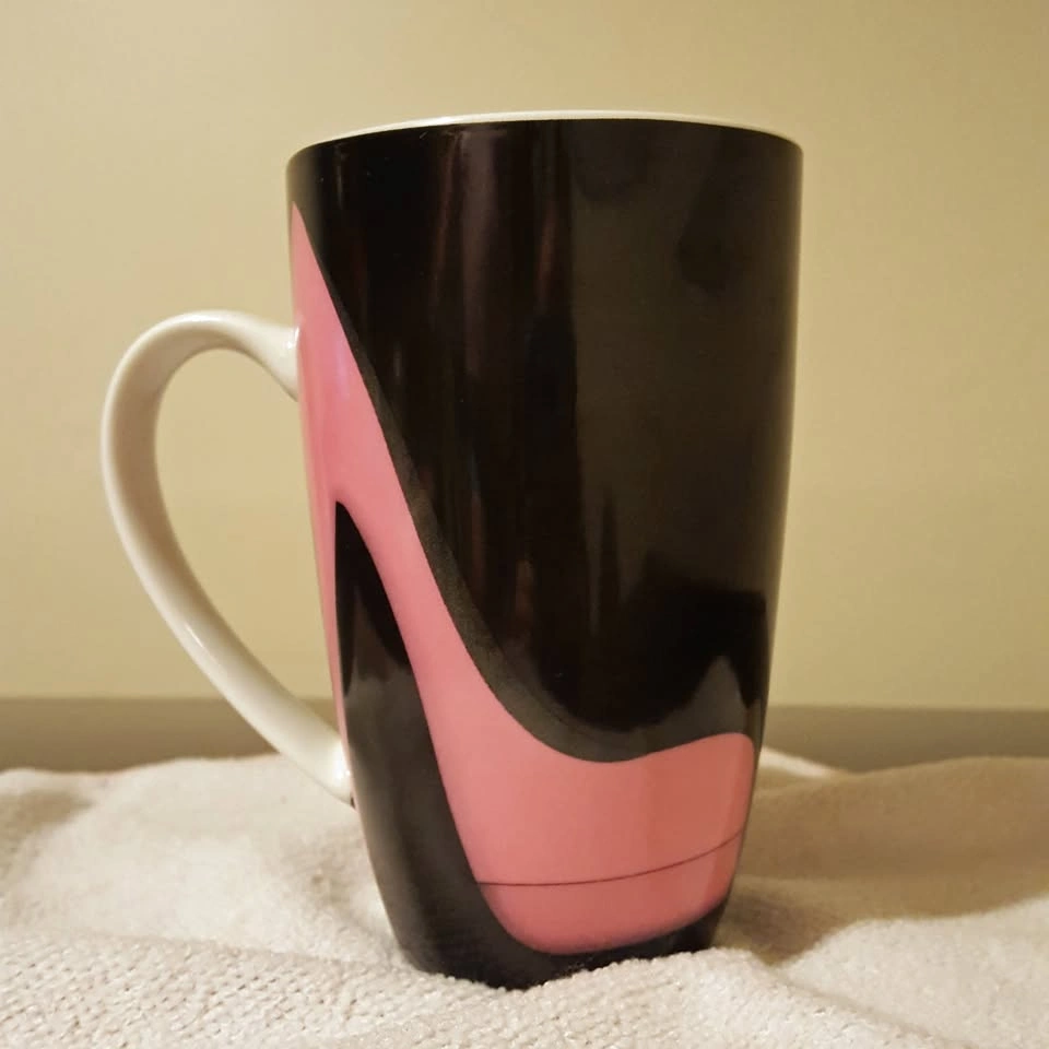 Christopher Vine - Maxwell & Williams Heel Mug - photo 2