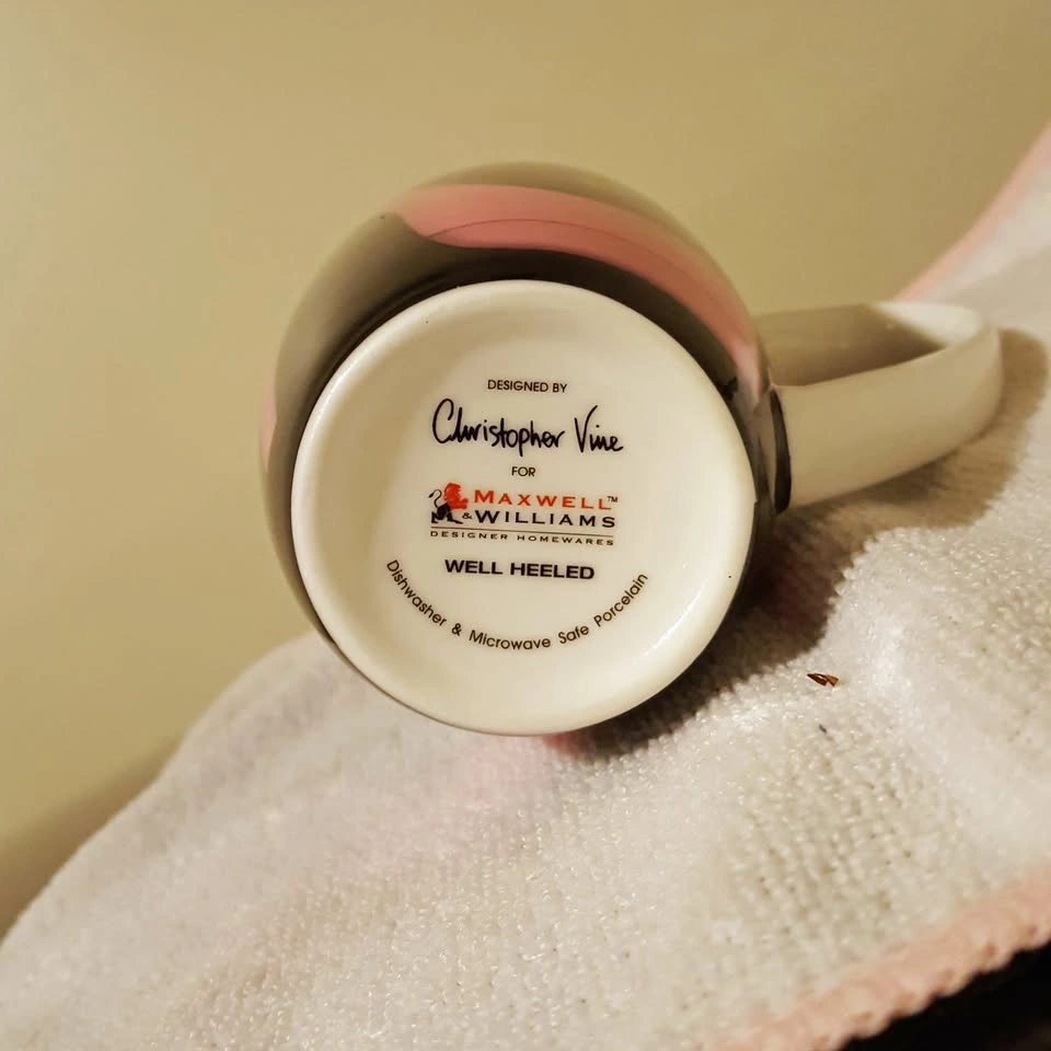 Christopher Vine - Maxwell & Williams Heel Mug - photo 3