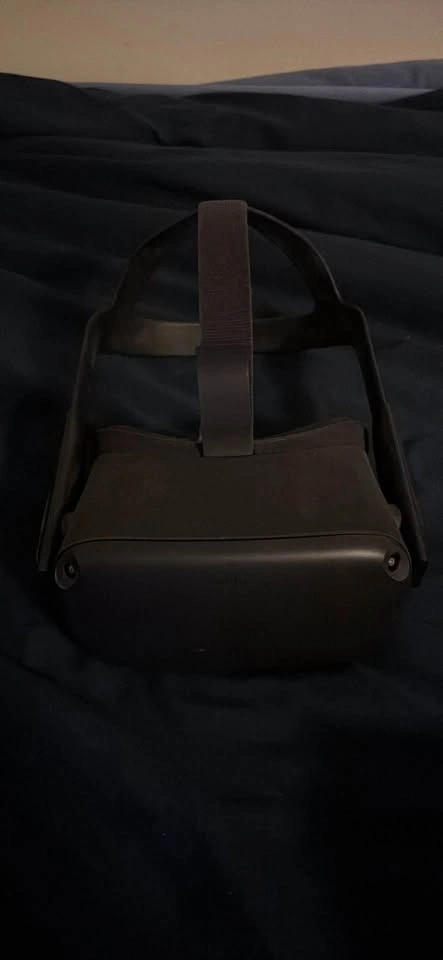 Oculus Quest 1 - photo 3
