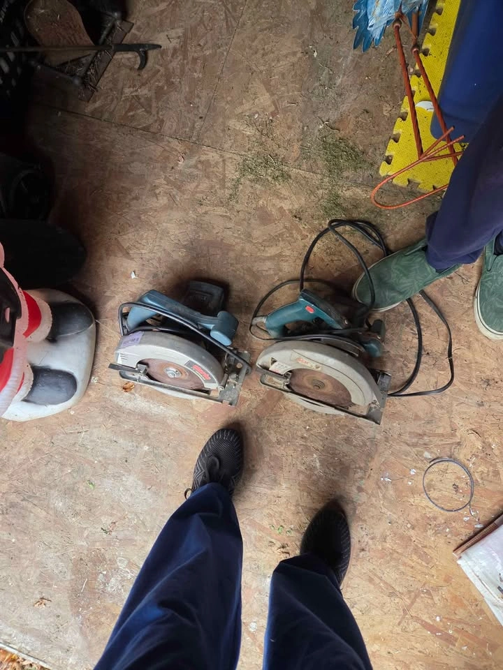 Carpenters tools - photo 3