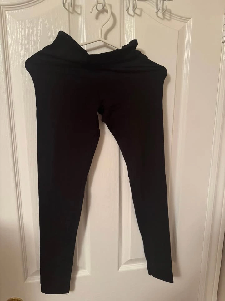 Aritzia Tna Atmosphere High-Rise Leggings Black Small NWOT