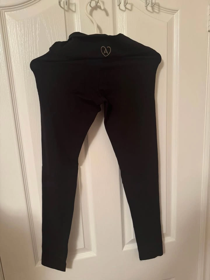 Aritzia Tna Atmosphere High-Rise Leggings Black Small NWOT - photo 2