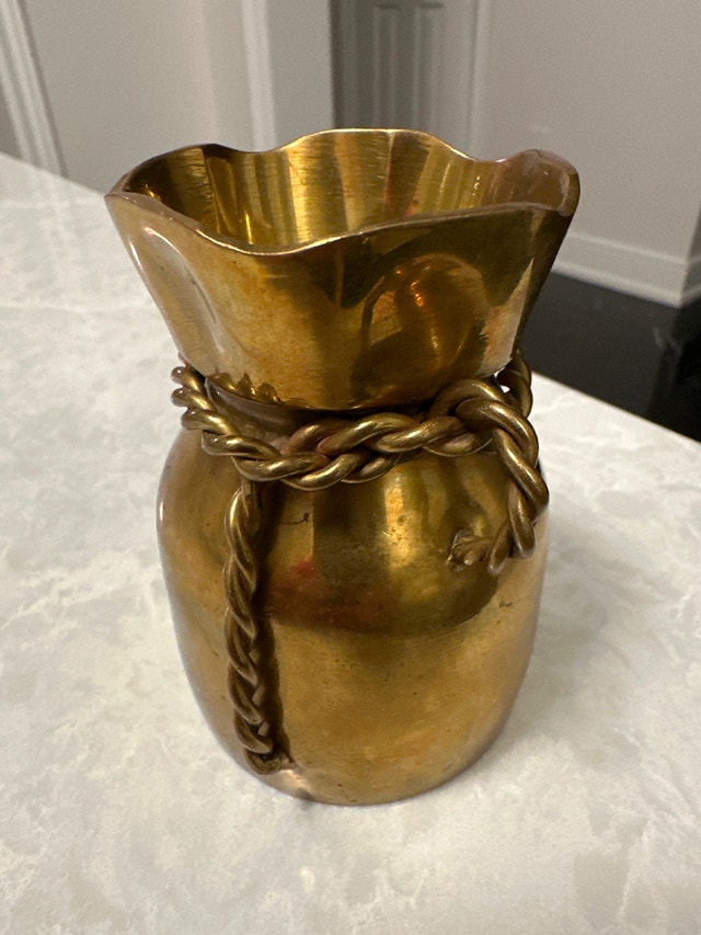 Vintage solid brass money bag or coin pouch-shaped vase