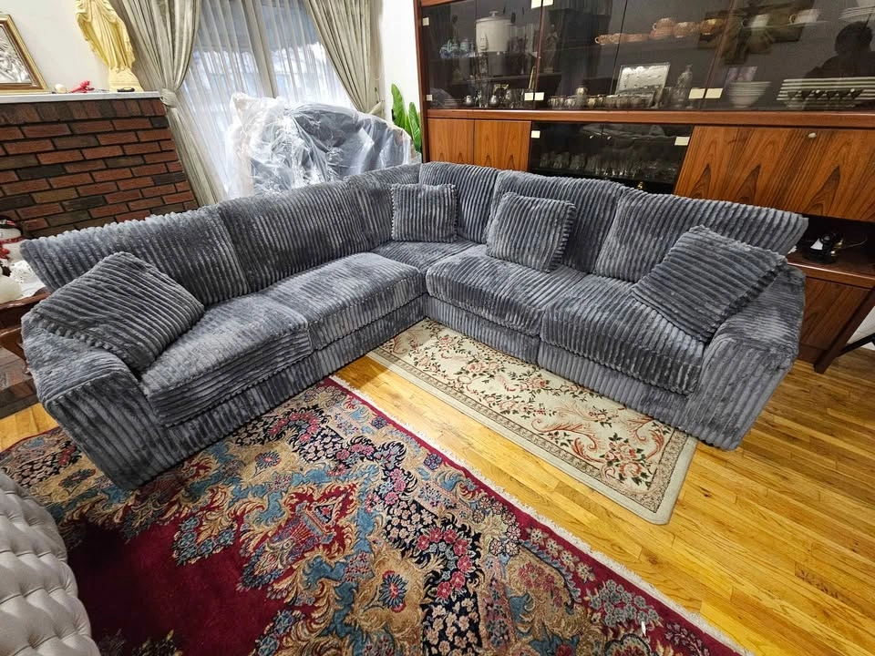 5-Piece Corduroy Modular Sectional, Brand New Out of Box - photo 4