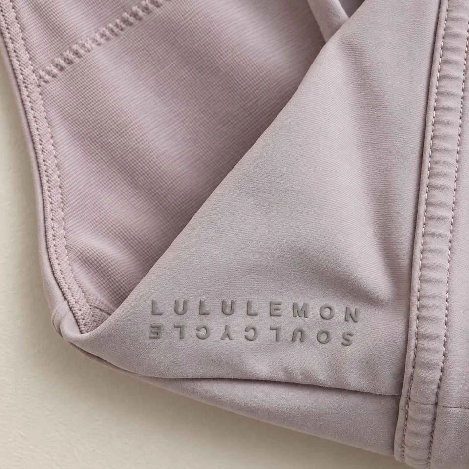 lululemon x Soulcycle Ride & Reflect Bra - Size 8 - photo 5