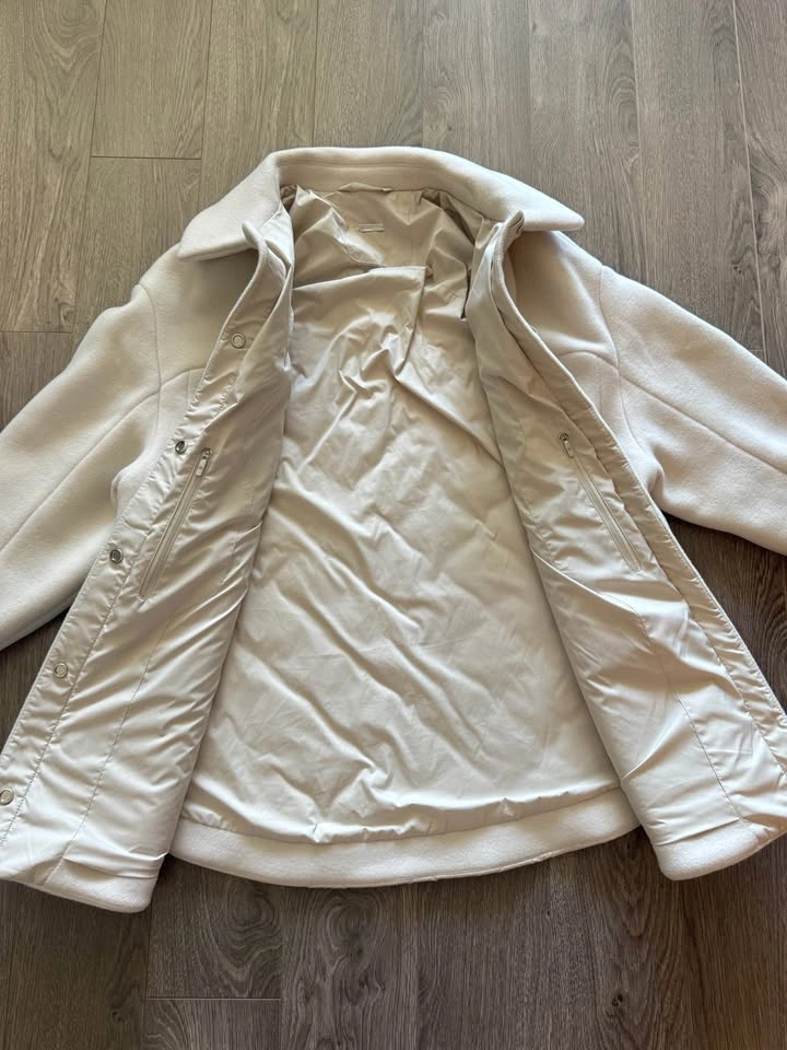 Lululemon Insulated Wool Shirt Jacket (Natural Ivory) – Size 12 - photo 2