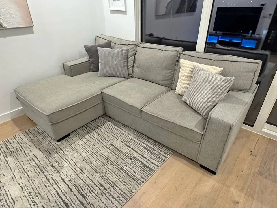 Bed sofa in excellent conditions