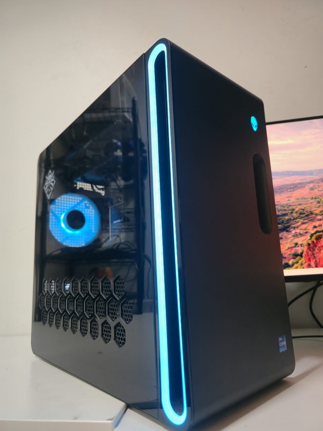 RTX 4070 SUPER GAMING PC