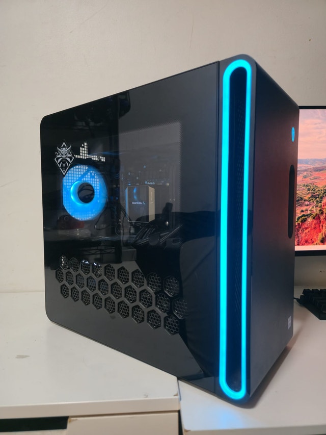 RTX 4070 SUPER GAMING PC - photo 2