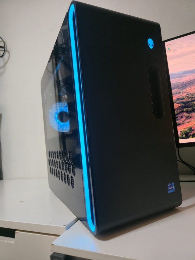 RTX 4070 SUPER GAMING PC - photo 4
