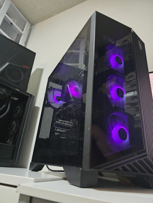 4060 i7 14700f 32gb ddr 5 gaming pc - photo 4