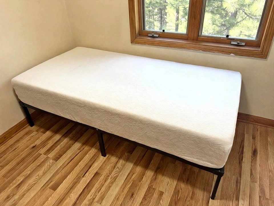 Twin Bed Set (Mattress + Platform Frame)