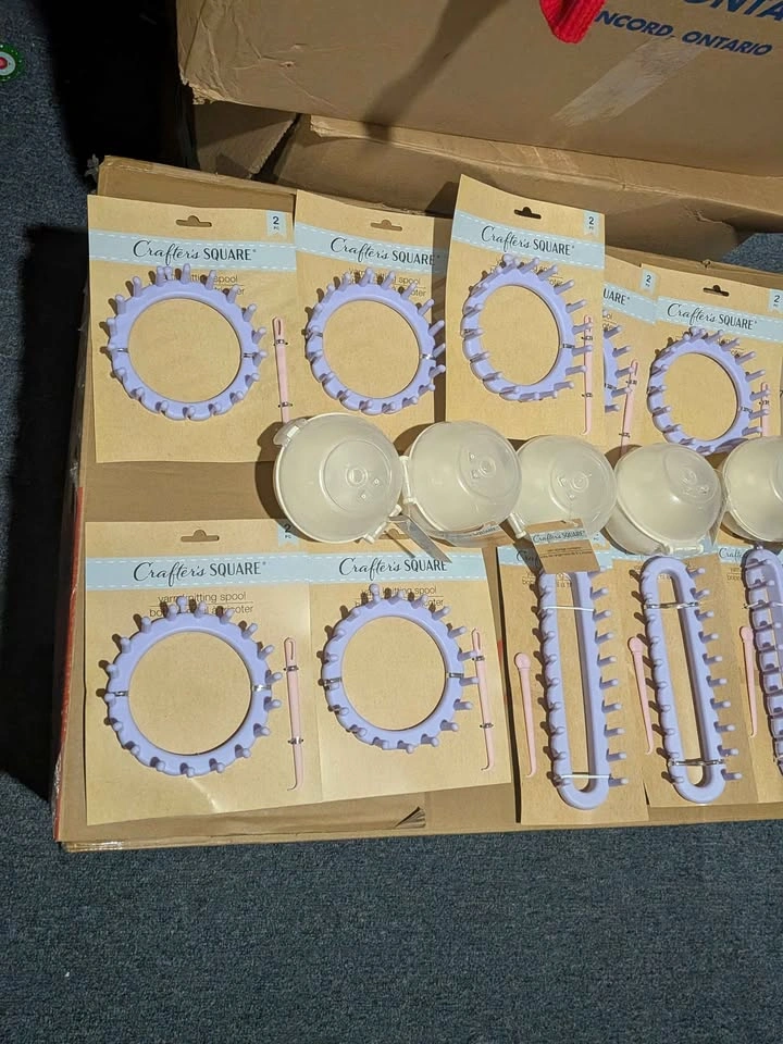 Brand new lot of 15 Knitting Spools, Looms, and Yarn Storage - photo 2