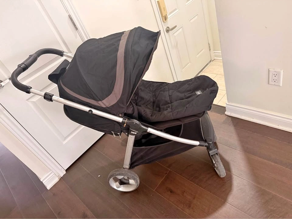 Mamas & Papas Armadillo Stroller