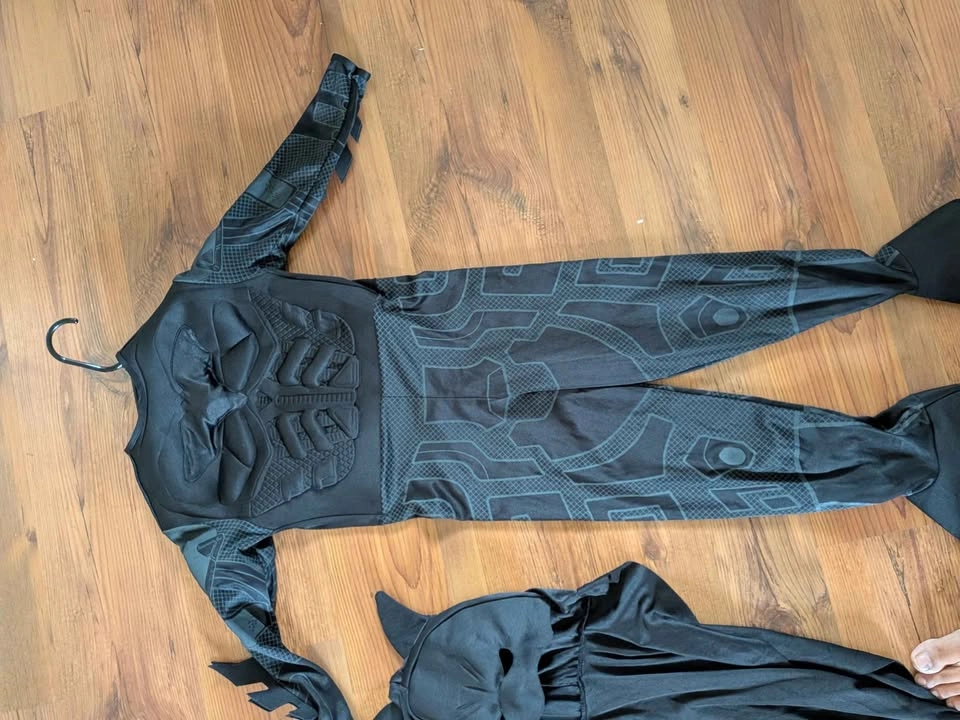 Batman padded costume with mask for kids - photo 3