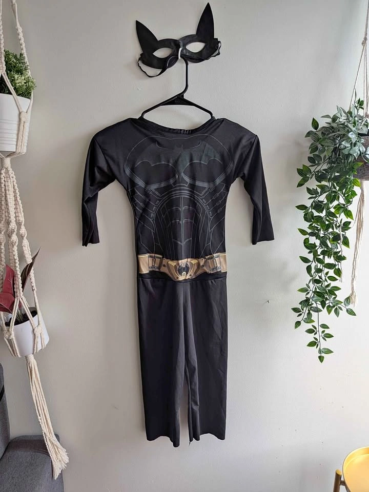 Batman kids costume with mask