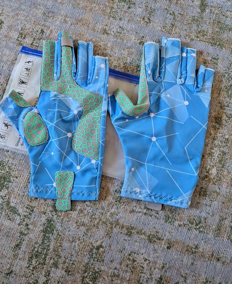 Brand new breathable multipurpose gloves for fishing, biking, sp