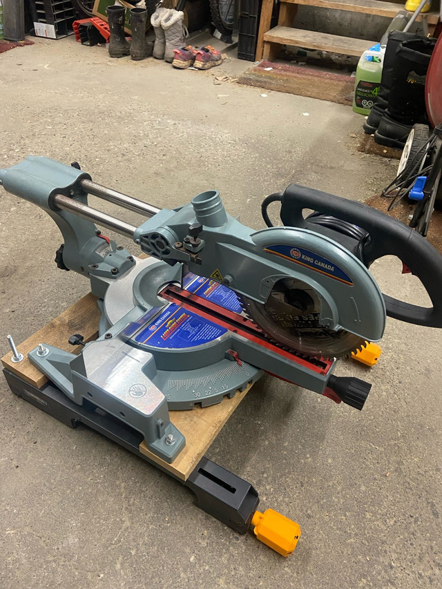 King Canada 10” sliding Miter Saw