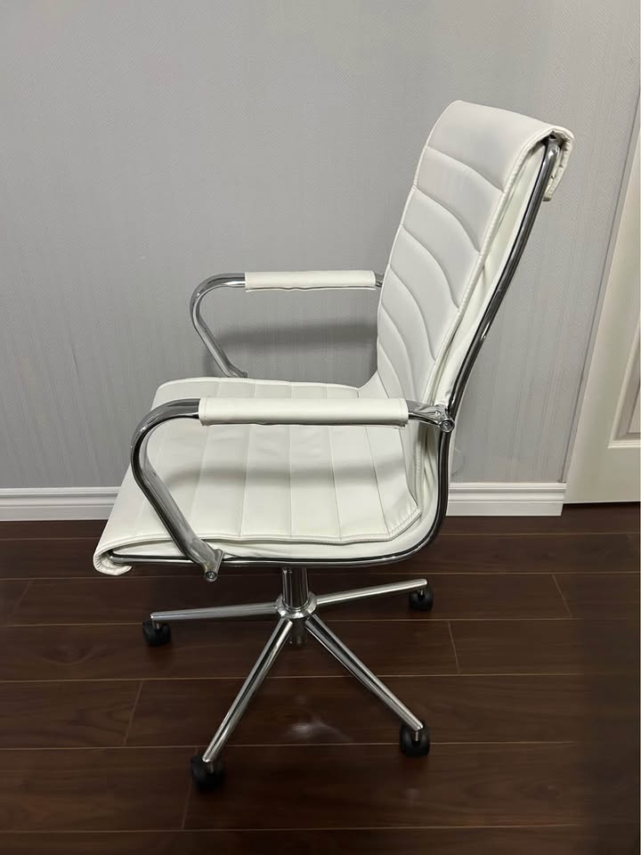 JYSK Office Chair - photo 3