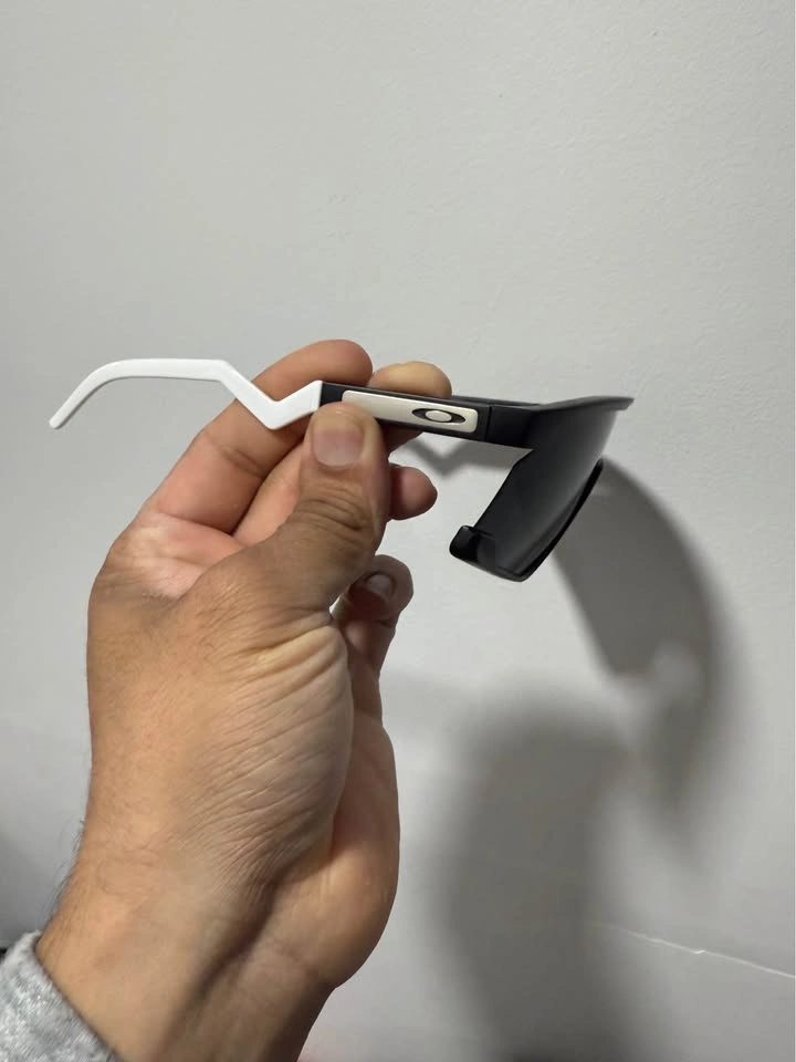 Oakley sunglasses - photo 2