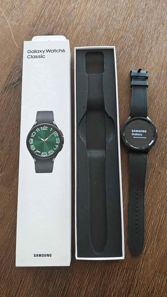 Samsung Galaxy Watch6 Classic 47mm Bluetooth - Black - photo 2