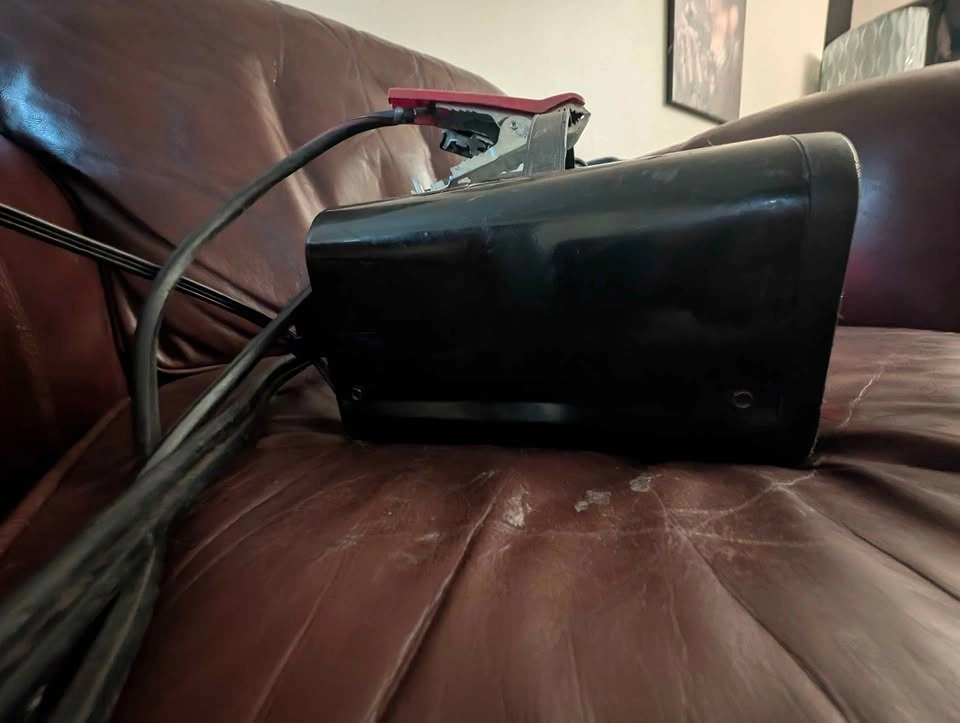 MotoMaster Eliminator Workshop Series Battery Charger 125A - photo 5