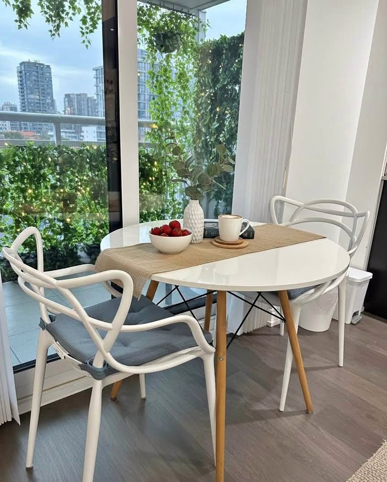 White Dining Table & 2 Chairs (Structube)