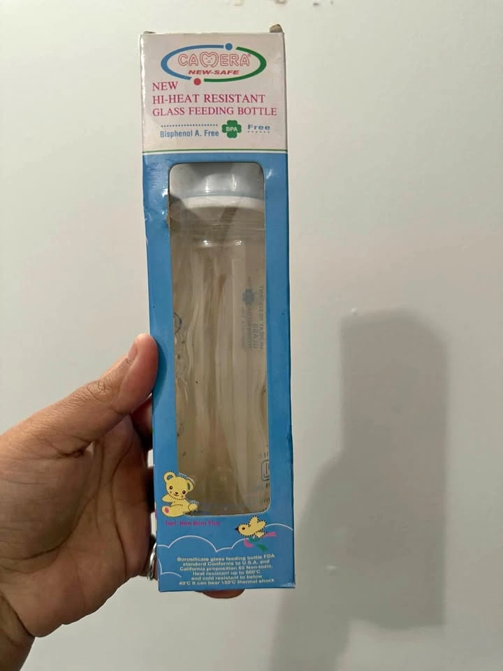 Camera Glass Feeder Bottle 240ML