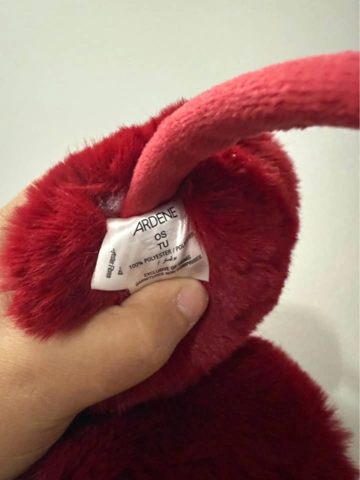 Plush ear muffs for winter - photo 2