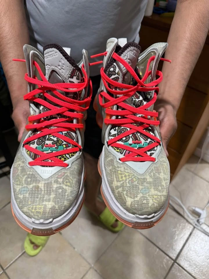 Lebron 19 basketball shoes - photo 2