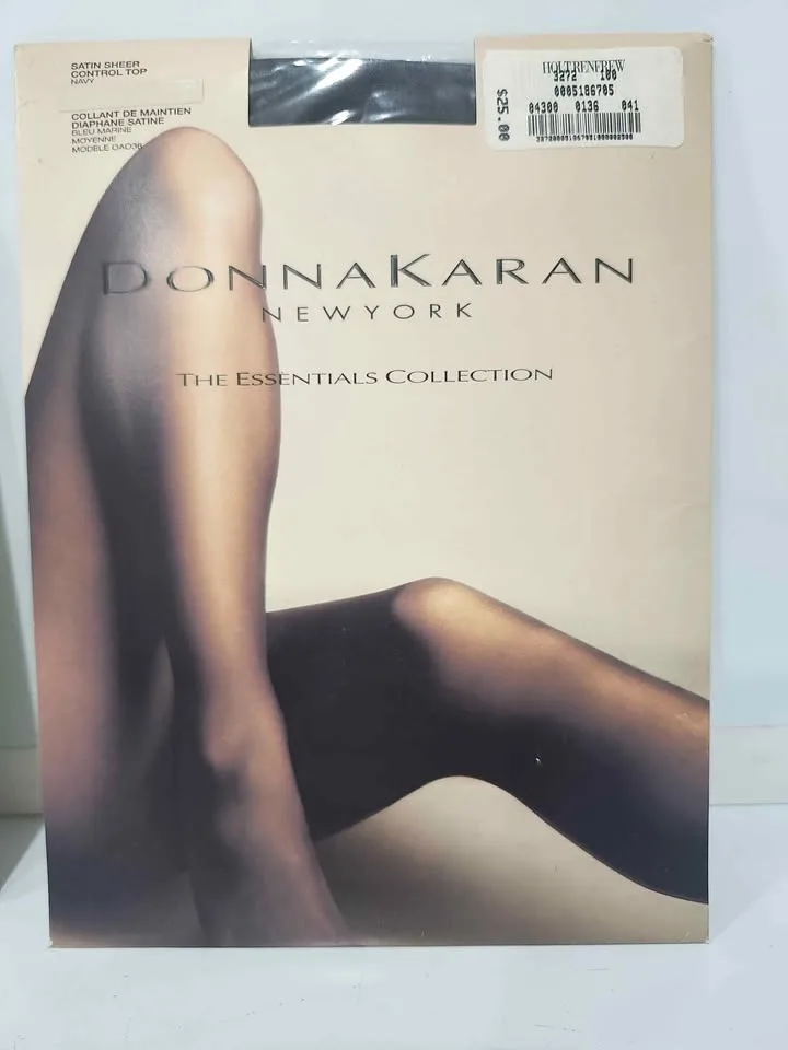 50% off Pantyhose (3 Pairs) DKNY & Holt Renfrew - $20  🥕 image indicator(7)