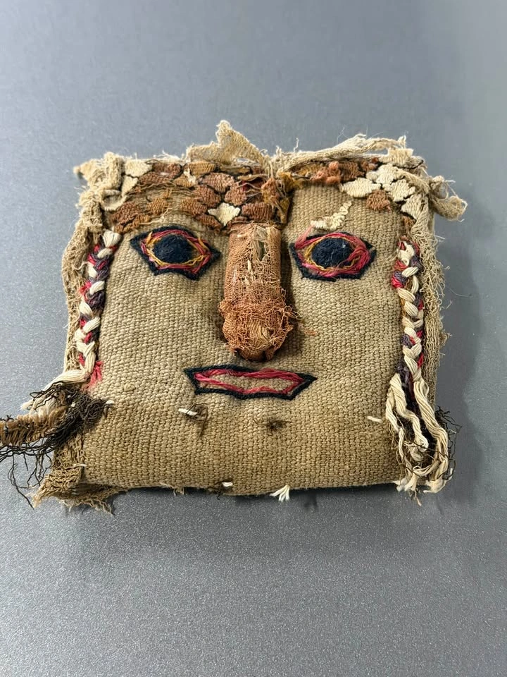 Pre-Colombian Handwoven Textile Face Mask - photo 3