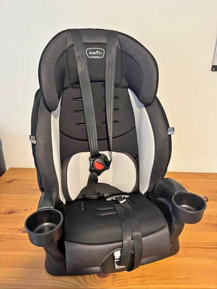 Evenflo Car Seat