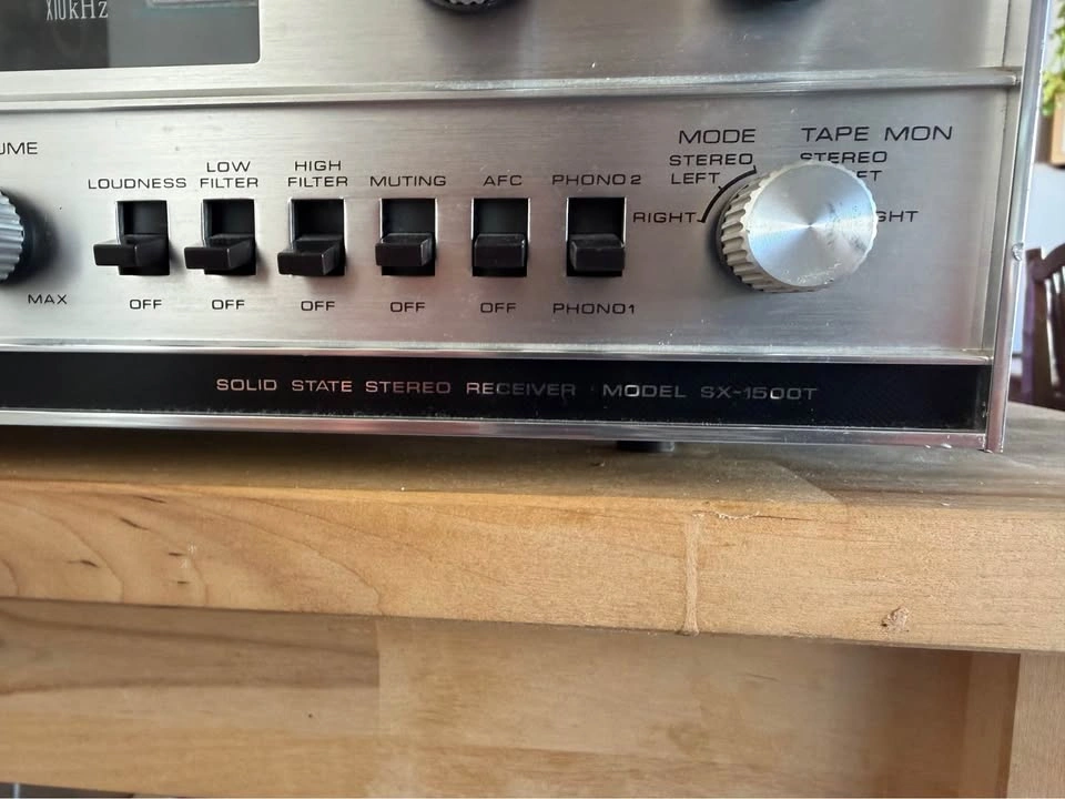 Vintage Pioneer SX-1500T Receiver & Sansui S-30C Speakers - photo 4