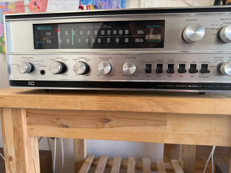 Vintage Pioneer SX-1500T Receiver & Sansui S-30C Speakers - photo 5