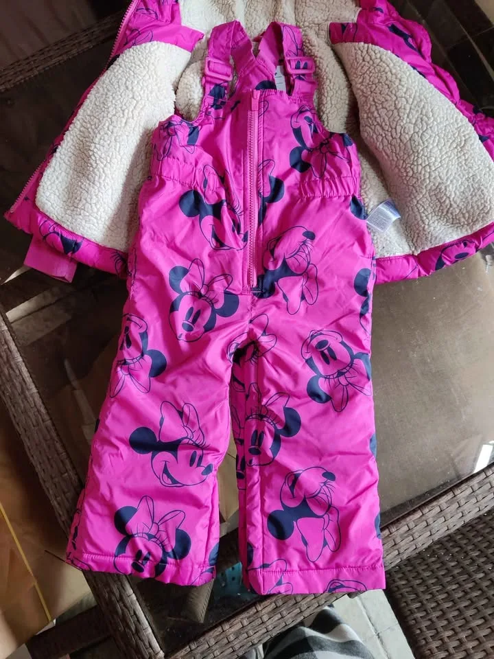 Baby Gap Disney Snowsuit - Size 2 image indicator(4)