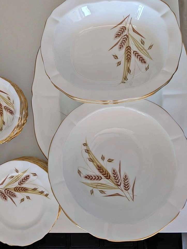 Vintage Wheat Pattern Porcelain Dinnerware Set
