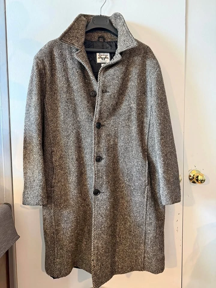 Men's Wool Overcoat-Size L