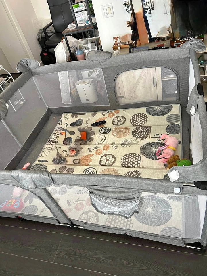 Portable baby Playpen (Pickup Only)