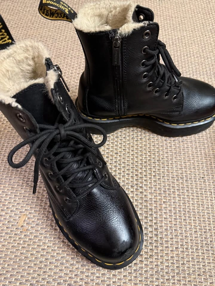 Dr. Martens Jadon FL Faux-Fur Lined Platform Boots - US 6 - photo 2