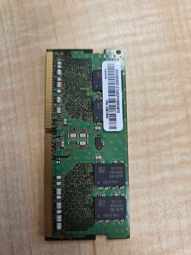 8GB RAM card by Samsung - photo 2