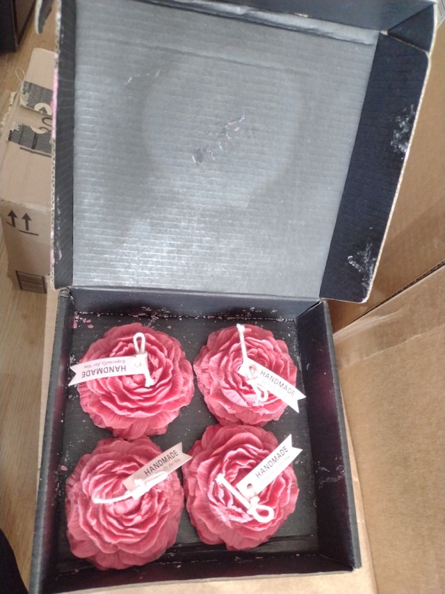 Handmade Rose Candles - photo 2